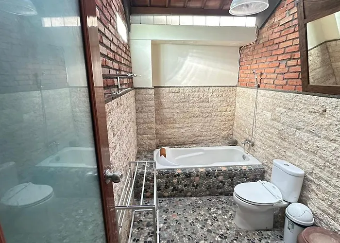 Villa Natural And Cozy Pool, Dayins Balangan