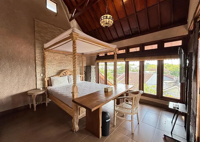 Natural And Cozy Pool, Dayins Balangan Villa *